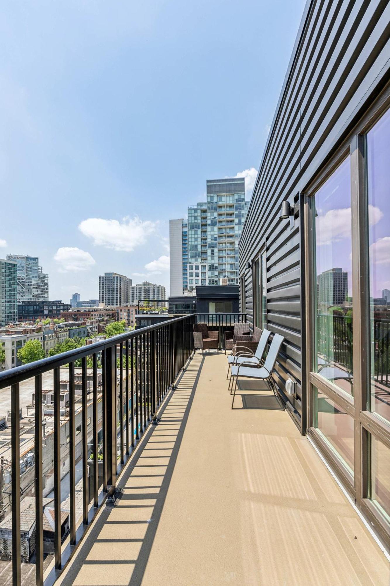 3Br Luxury Modern Apartment Chicago Exterior photo